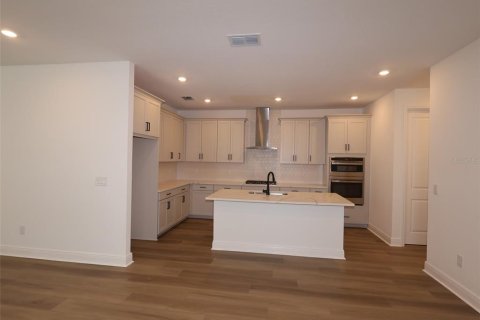 Townhouse in Bradenton, Florida 3 bedrooms, 223.52 sq.m. № 2113936 - photo 2