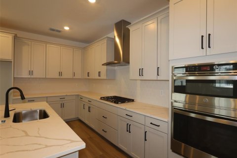 Townhouse in Bradenton, Florida 3 bedrooms, 223.52 sq.m. № 2113936 - photo 3