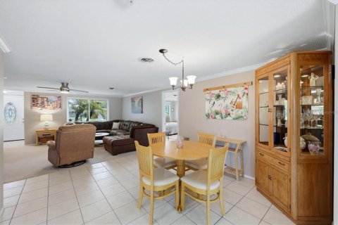 Villa ou maison à vendre à Englewood, Floride: 2 chambres, 142.98 m2 № 2208095 - photo 17