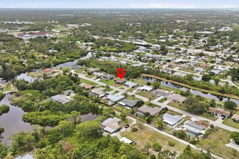 Villa ou maison à vendre à Englewood, Floride: 2 chambres, 142.98 m2 № 2208095 - photo 4
