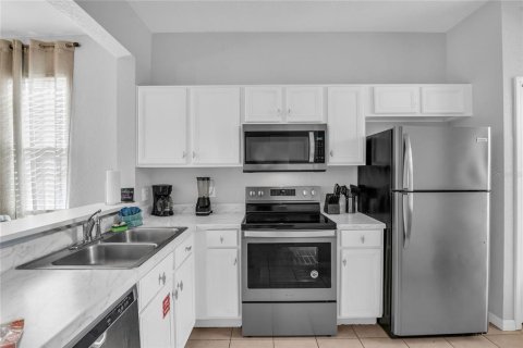Touwnhouse à vendre à Davenport, Floride: 4 chambres, 172.43 m2 № 2102442 - photo 6