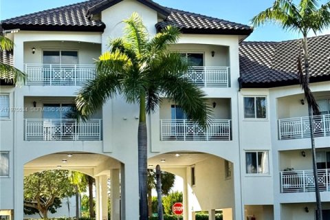Condo in Doral, Florida, 2 bedrooms  № 2038483 - photo 4
