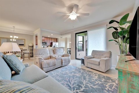 Condo in Bradenton, Florida, 2 bedrooms in LAKEWOOD NATIONAL  № 1778412 - photo 16