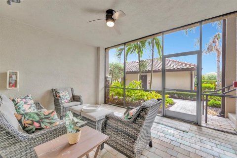 Condo in Bradenton, Florida, 2 bedrooms in LAKEWOOD NATIONAL  № 1778412 - photo 21
