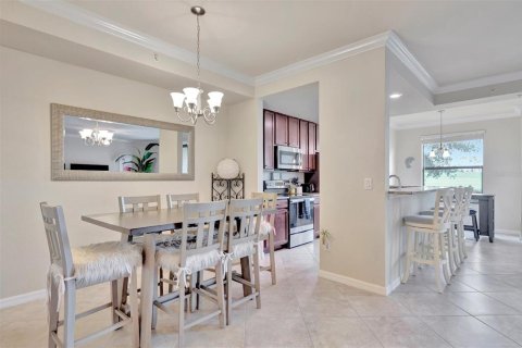Condo in Bradenton, Florida, 2 bedrooms in LAKEWOOD NATIONAL  № 1778412 - photo 15