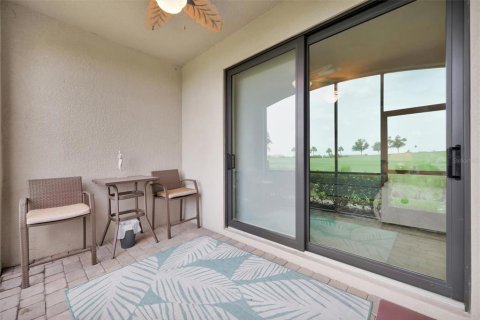 Condo in Bradenton, Florida, 2 bedrooms in LAKEWOOD NATIONAL  № 1778412 - photo 23