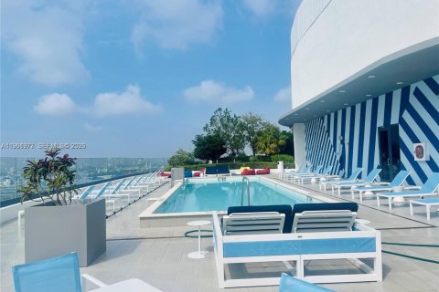 Condominio en alquiler en Miami, Florida, 2 dormitorios, 104.14 m2 № 2024773 - foto 22