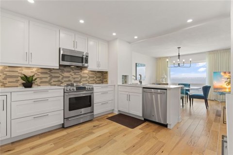 Copropriété à vendre à Punta Gorda, Floride: 2 chambres, 146.88 m2 № 2150347 - photo 8