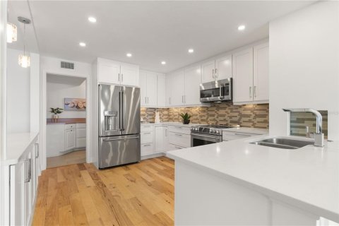 Copropriété à vendre à Punta Gorda, Floride: 2 chambres, 146.88 m2 № 2150347 - photo 28