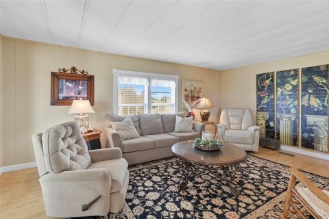 Apartamento en alquiler en North Port, Florida, 2 dormitorios, 106.93 m2 № 1912457 - foto 4