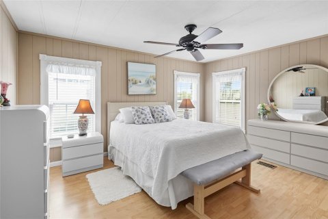 Apartamento en alquiler en North Port, Florida, 2 dormitorios, 106.93 m2 № 1912457 - foto 11
