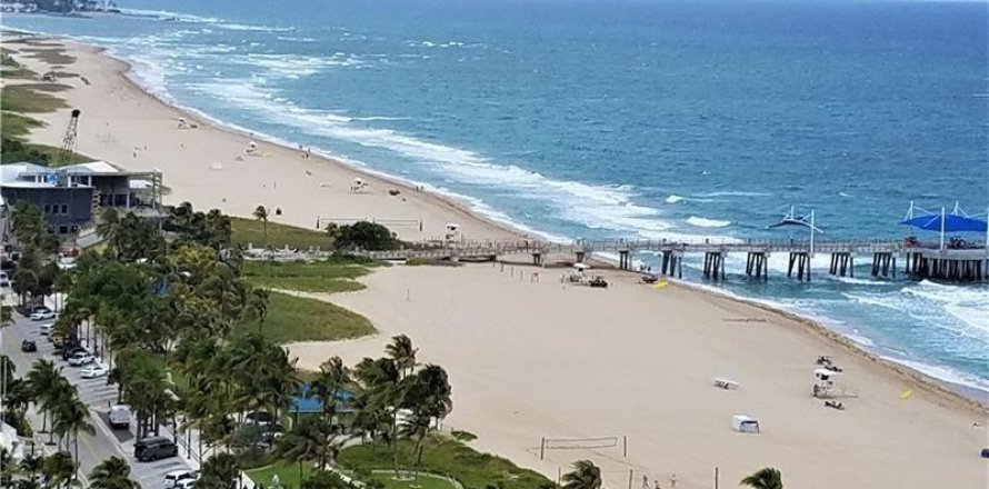 Condo in Pompano Beach, Florida, 1 bedroom  № 1152296