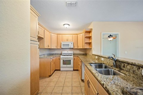 Casa en venta en Lakeland, Florida, 4 dormitorios, 176.61 m2 № 1657798 - foto 22