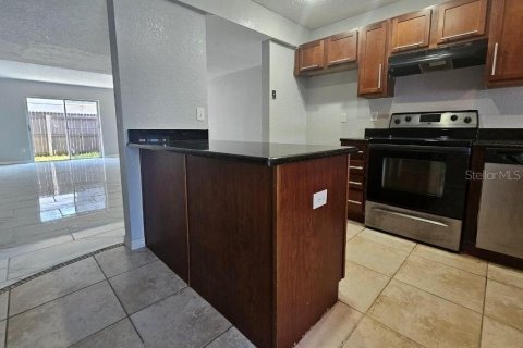 Condo in Orlando, Florida, 2 bedrooms  № 1769860 - photo 5