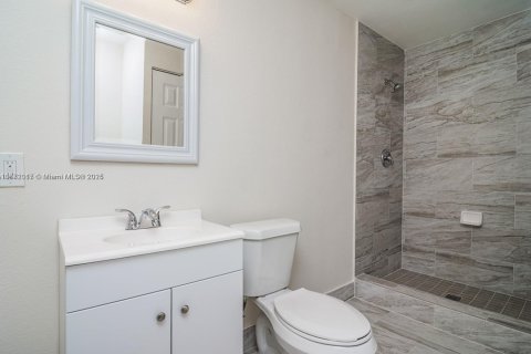 House in Hollywood, Florida 2 bedrooms, 85.93 sq.m. № 1863287 - photo 3