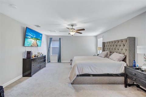 House in Riverview, Florida 5 bedrooms, 330.45 sq.m. № 2222700 - photo 14