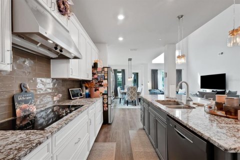 Casa en venta en Clermont, Florida, 4 dormitorios, 249.63 m2 № 2239668 - foto 11