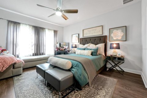 Casa en venta en Clermont, Florida, 4 dormitorios, 249.63 m2 № 2239668 - foto 17