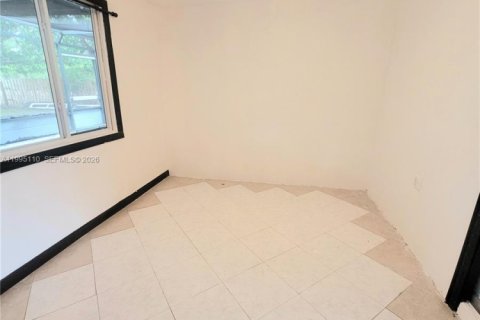 House in Boca Raton, Florida 5 bedrooms, 157.66 sq.m. № 2058939 - photo 21