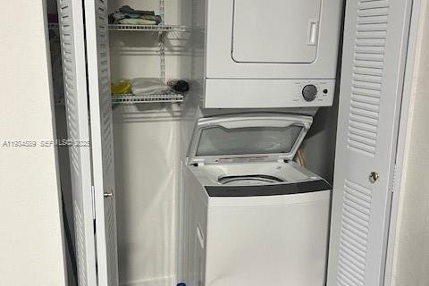 Apartamento en alquiler en Homestead, Florida, 1 dormitorio, 65.96 m2 № 1992759 - foto 6