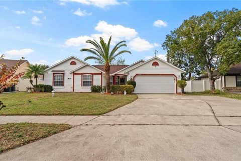 House in Orlando, Florida 4 bedrooms, 156.08 sq.m. № 1750534 - photo 1