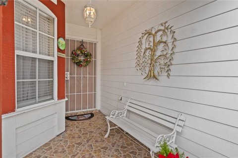 House in Orlando, Florida 4 bedrooms, 156.08 sq.m. № 1750534 - photo 9