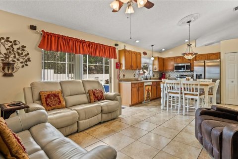 House in Orlando, Florida 4 bedrooms, 156.08 sq.m. № 1750534 - photo 27