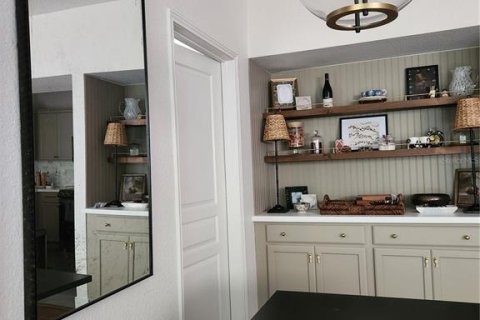 Condo in Tampa, Florida, 2 bedrooms  № 1877119 - photo 9