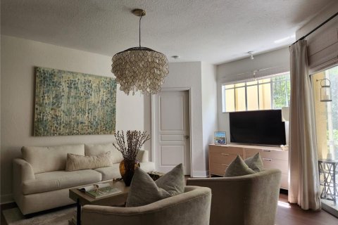 Condo in Tampa, Florida, 2 bedrooms  № 1877119 - photo 3