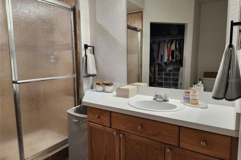 Condo in Tampa, Florida, 2 bedrooms  № 1877119 - photo 25