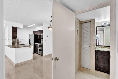Condominio en venta en Davie, Florida, 1 dormitorio, 74.79 m2 № 2057943 - foto 14