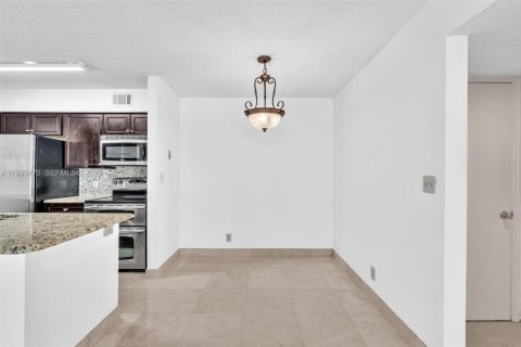 Condominio en venta en Davie, Florida, 1 dormitorio, 74.79 m2 № 2057943 - foto 28