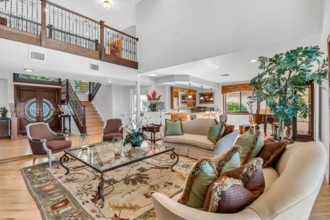 House in Pembroke Pines, Florida 6 bedrooms, 409.79 sq.m. № 1941460 - photo 11