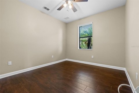 Condo in Davenport, Florida, 2 bedrooms  № 1898636 - photo 18