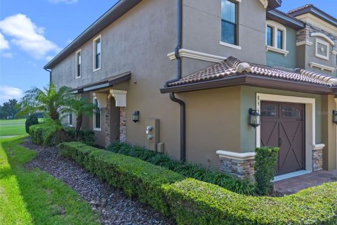 Condo in Davenport, Florida, 2 bedrooms  № 1898636 - photo 2