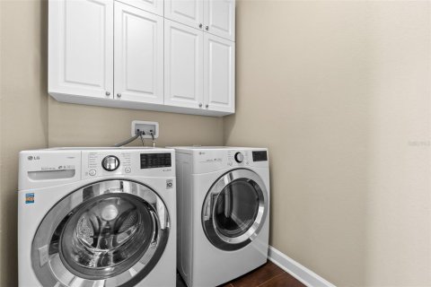 Condo in Davenport, Florida, 2 bedrooms  № 1898636 - photo 22