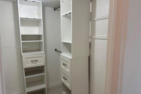 Apartment in Lauderhill, Florida 1 bedroom, 73.58 sq.m. № 2014227 - photo 30
