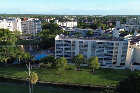 Apartment in Lauderhill, Florida 1 bedroom, 73.58 sq.m. № 2014227