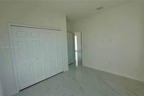 Villa ou maison à vendre à Lehigh Acres, Floride: 3 chambres, 126.07 m2 № 1973622 - photo 28