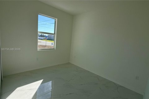 Villa ou maison à vendre à Lehigh Acres, Floride: 3 chambres, 126.07 m2 № 1973622 - photo 23