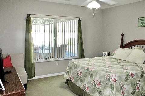 House in Summerfield, Florida 3 bedrooms, 163.04 sq.m. № 1436781 - photo 7