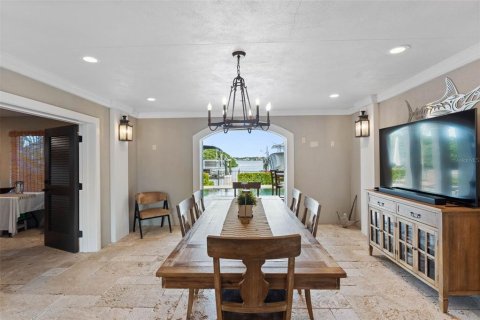Villa ou maison à vendre à Belleair Beach, Floride: 5 chambres, 302.12 m2 № 2416287 - photo 12