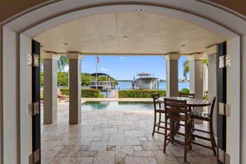 Villa ou maison à vendre à Belleair Beach, Floride: 5 chambres, 302.12 m2 № 2416287 - photo 5
