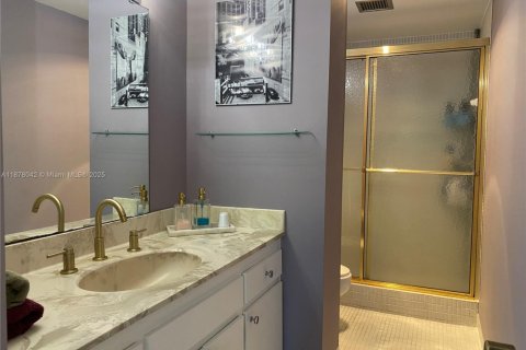 Condominio en alquiler en Hollywood, Florida, 2 dormitorios, 105.17 m2 № 1920548 - foto 19