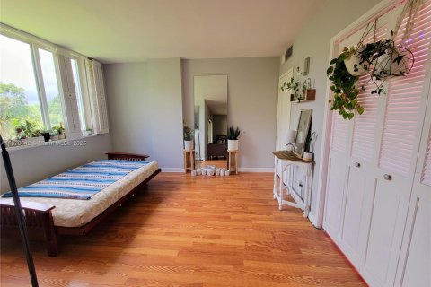 Condominio en alquiler en Hollywood, Florida, 2 dormitorios, 105.17 m2 № 1920548 - foto 14