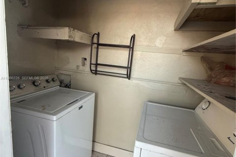 Casa en alquiler en Pompano Beach, Florida, 3 dormitorios, 95.32 m2 № 2027977 - foto 13