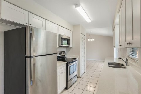 Casa en venta en Orlando, Florida, 3 dormitorios, 113.43 m2 № 1917608 - foto 13