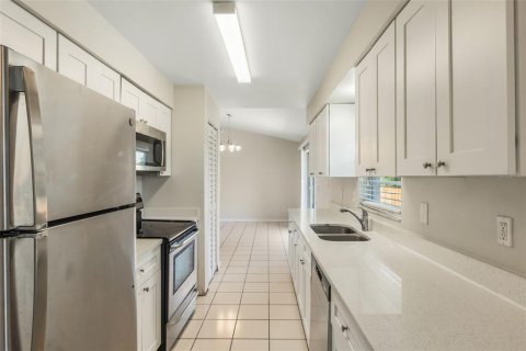 Casa en venta en Orlando, Florida, 3 dormitorios, 113.43 m2 № 1917608 - foto 14