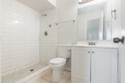 Casa en venta en Orlando, Florida, 3 dormitorios, 113.43 m2 № 1917608 - foto 25