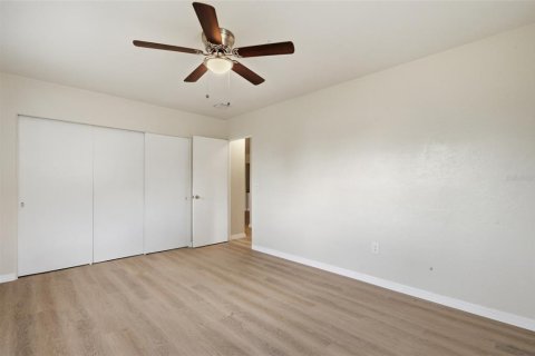 Casa en venta en Saint Petersburg, Florida, 4 dormitorios, 138.61 m2 № 2381274 - foto 27